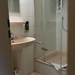 Gaststaette Zur Eiche بيت ريفي