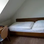 بيت ريفي Gaststaette Zur Eiche