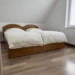 Gaststaette Zur Eiche بيت ريفي هانوفر