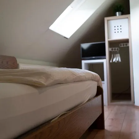 Gaststaette Zur Eiche Mini-hôtel Hanovre