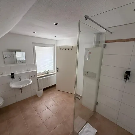 Gaststaette Zur Eiche Mini-hôtel *