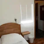بيت ريفي Gaststaette Zur Eiche *